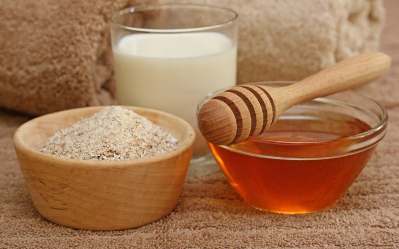 Cám gạo kết hợp mật ong