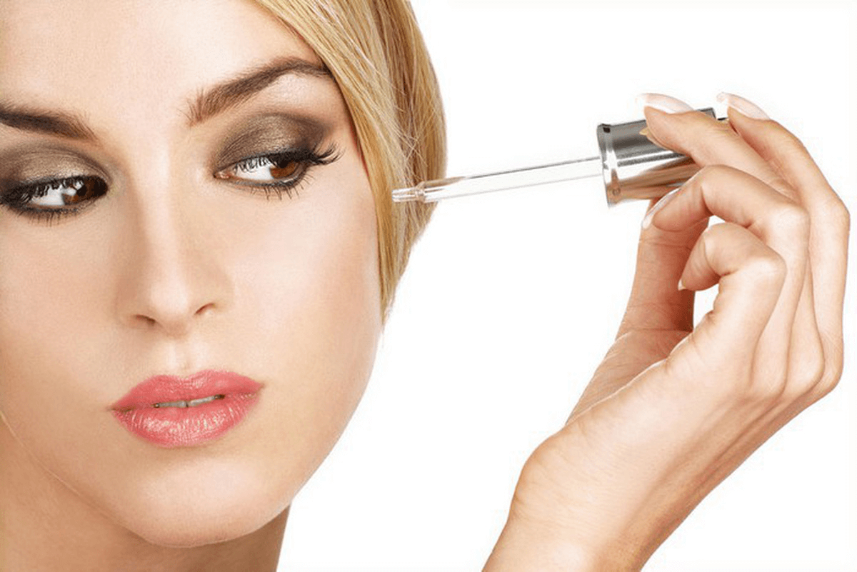 Giúp hỗ trợ đẩy nhân mụn lên