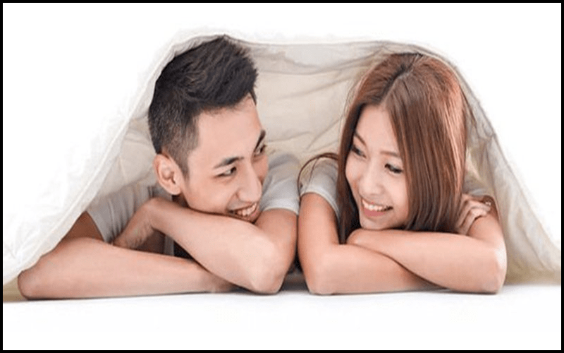 Tăng ham muốn tình dục nhiều hơn vào những ngày gần rụng trứng ở nữ giới