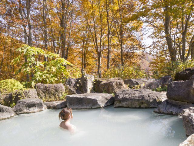 Tắm Onsen