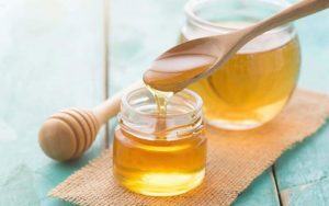 Trị mụn bằng mật ong