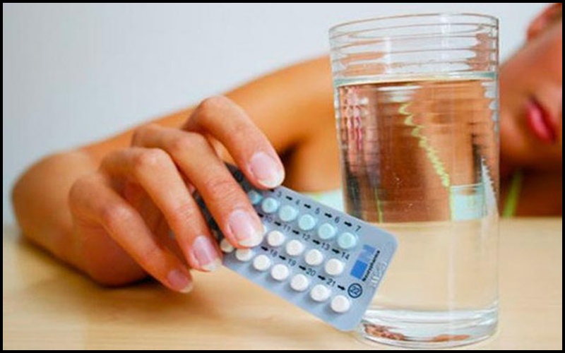 Thuốc tránh thai có chứa thành phần Retinol.