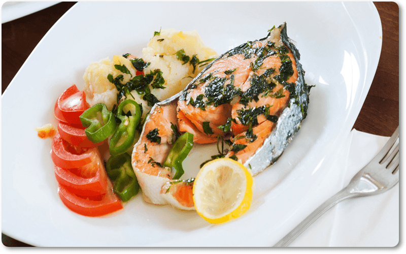 Các loại cá như cá hồi, cá chép và cá ngừ cung cấp một nguồn axit amin arginine vô cùng dồi dào. 