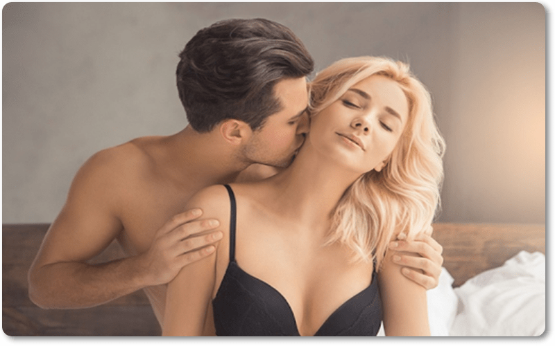 Ra ít nước khi quan hệ có sao không?