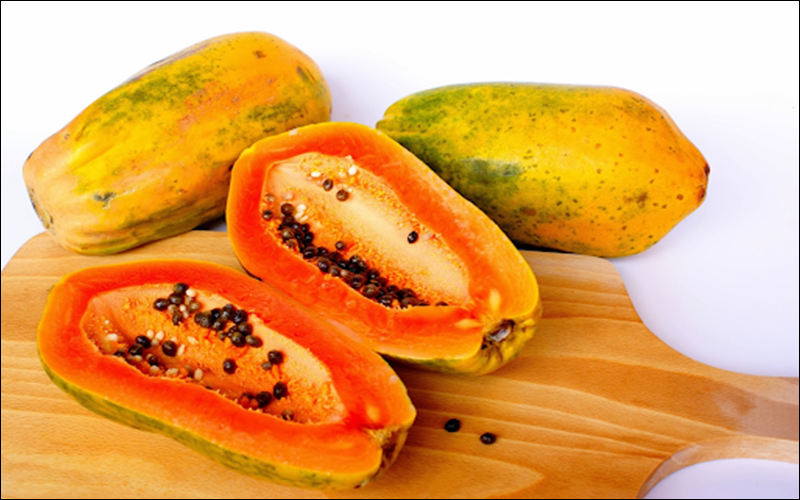 thành phần β-hydroxy acid và BHA trong đu đủ còn có tác dụng làm sạch và loại bỏ tế bào chết trên da